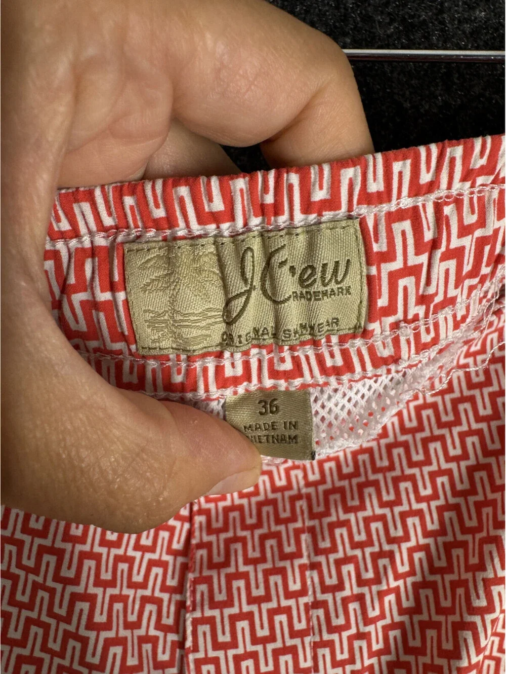 J. Crew Shorts Men 36 Red Geometric Mid Rise Chino Pockest Lined Stretch Regular